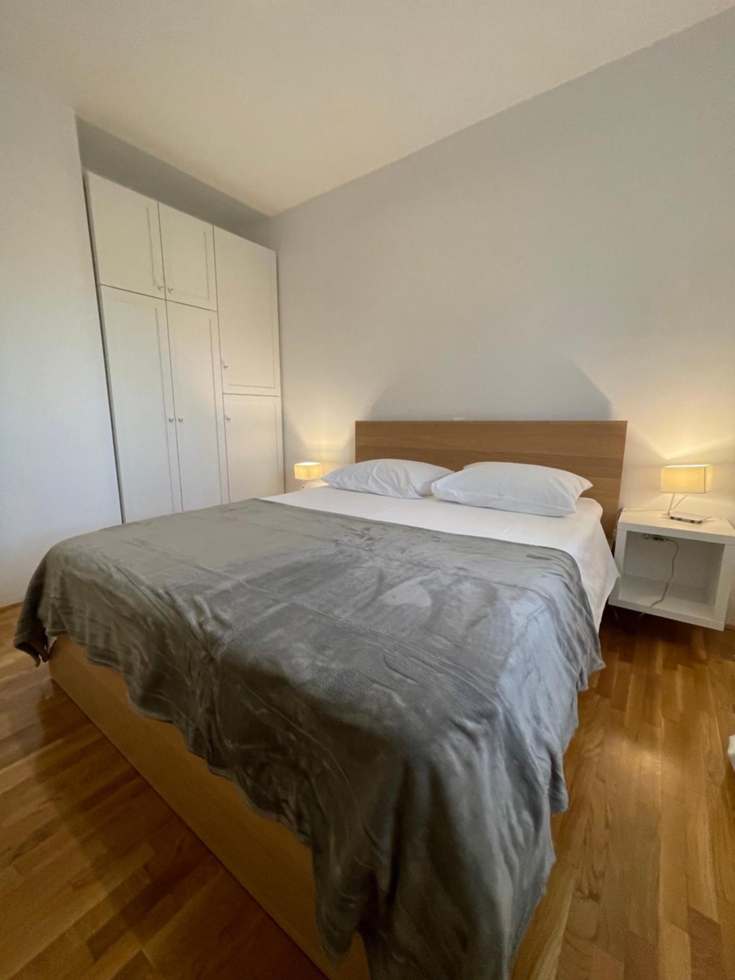 Apartments Mali Ivo Nin Luaran gambar
